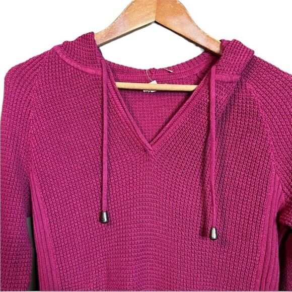 3 for $30! Sonoma magenta hooded sweater - Picture 2 of 10